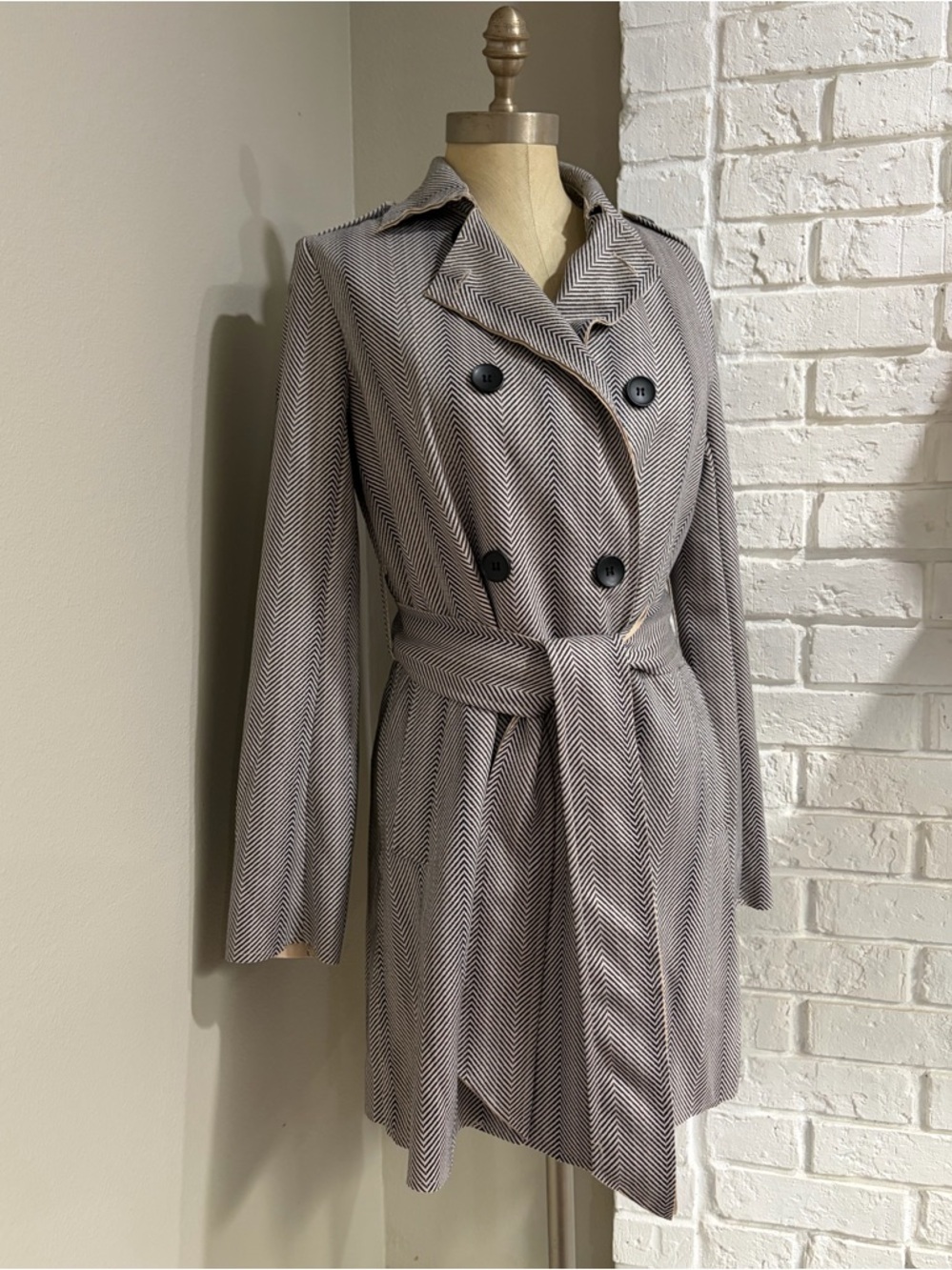 Solitare Double-Breasted Herringbone Trench Coat - Gray - Picture 1 of 7